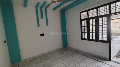 Bedroom Image of 1600 Sq.ft 4 BHK Builder Floor for rent in Balaganj Lucknow for Rs. 19000