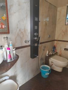 Bathroom Image of 700 Sq.ft 2 BHK Apartment / Flat for rent in Gamdevi Mumbai for Rs. 130000