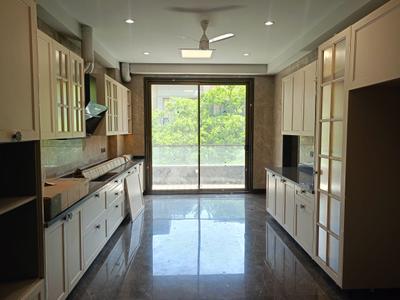 Kitchen Image of 5922 Sq.ft 4 BHK Builder Floor for sale in Shanti Niketan New Delhi for Rs. 285000000