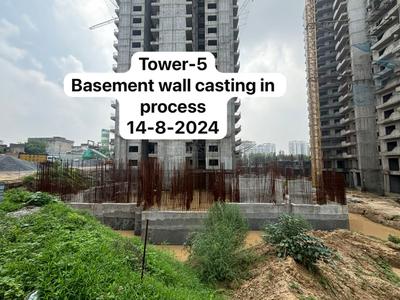 Image of 750 Sq.ft 3 BHK Apartment / Flat for sale in Breez Global Heights 89, Sector 89, Gurgaon for Rs. 7500000