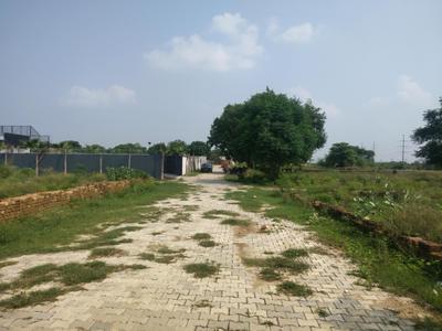 Image of 100 Sq.ft Residential Plot / Land for sale in Bhanauta, Greater Noida for Rs. 3500000