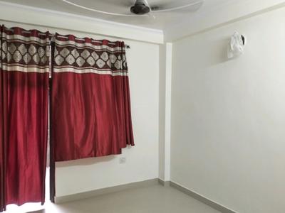 Bedroom Image of 450 Sq.ft 2 BHK Apartment / Flat for rent in Mandawali New Delhi for Rs. 15500