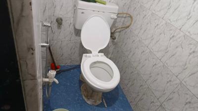 Bathroom Image of 225 Sq.ft 1 RK Studio for rent in Powai Mumbai for Rs. 20600