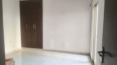 Bedroom Image of 1600 Sq.ft 3 BHK Apartment / Flat for rent in Supertech The Romano, Sector 118 Noida for Rs. 26000