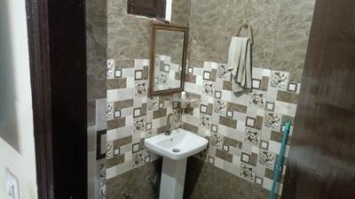Image of 1050 Sq.ft 2 BHK Builder Floor for rent in Vaishali, Ghaziabad for Rs. 22000