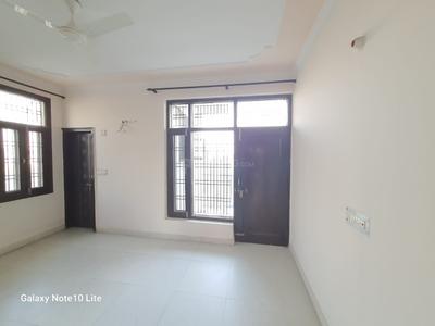 Bedroom Image of 2000 Sq.ft 3 BHK Builder Floor for rent in Sector 122 Noida for Rs. 30000