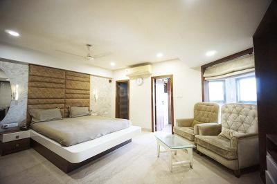 Bedroom Image of 3060 Sq.ft 6 BHK Apartment / Flat for sale in Navrangpura Ahmedabad for Rs. 36000000