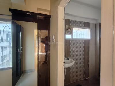 Bathroom Image of 1250 Sq.ft 3 BHK Apartment / Flat for rent in Bariatu Ranchi for Rs. 20000