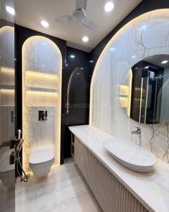 Bathroom Image of 2300 Sq.ft 3 BHK Builder Floor for rent in Sarvapriya Vihar New Delhi for Rs. 250000