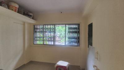 Bedroom Image of 850 Sq.ft 1.5 BHK Apartment / Flat for rent in Airoli Navi Mumbai for Rs. 24000