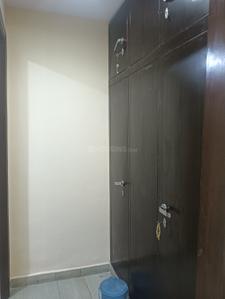 Bedroom Image of 2000 Sq.ft 3 BHK Independent House for rent in Sector 19 Noida for Rs. 65000