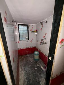 Bathroom Image of 550 Sq.ft 1 BHK Apartment / Flat for rent in Titwala Thane for Rs. 7500