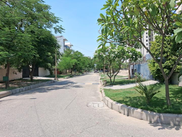 Jaypee Kensington Park Plot 1 by Jaypee Greens Main Image 1