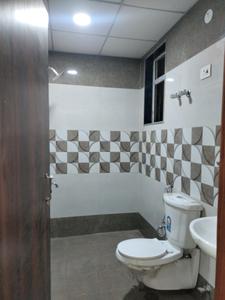 Common Bathroom Image of 983 Sq.ft 2 BHK Builder Floor for sale in Uniwest Arcade Homes, Sector 102 Noida for Rs. 6400000