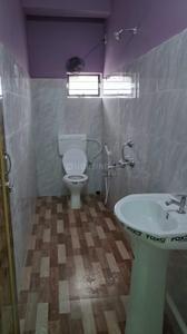 Bathroom Image of 650 Sq.ft 2 BHK Apartment / Flat for rent in Sodepur Kolkata for Rs. 10000