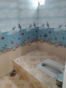 Bathroom Image of 900 Sq.ft 2 BHK Apartment / Flat for rent in Kodambakkam Chennai for Rs. 25000