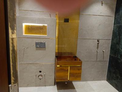 Image of 1600 Sq.ft 4 BHK Builder Floor for rent in Sector 24 Rohini, New Delhi for Rs. 30000