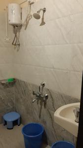 Bathroom Image of 680 Sq.ft 1 BHK Apartment / Flat for sale in Hindustan Pancharatna Park, Malkapur Satara for Rs. 2700000