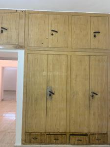 Bedroom Image of 1600 Sq.ft 4 BHK Apartment / Flat for sale in Nilgiri Apartments, Alaknanda New Delhi for Rs. 40000000