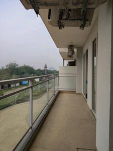 Living Room Image of 653 Sq.ft 2 BHK Apartment / Flat for sale in Jaypee Greens Greater Noida for Rs. 11000000