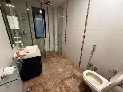 Bathroom Image of 1400 Sq.ft 2 BHK Builder Floor for rent in South City Floors 1, Sector 41 Gurgaon for Rs. 65000