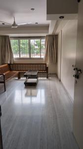 Bedroom Image of 655 Sq.ft 1 BHK Apartment / Flat for rent in Mamata Apartment, Prabhadevi Mumbai for Rs. 65000