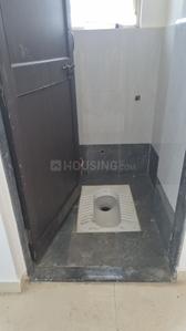 Bathroom Image of 550 Sq.ft 1 BHK Independent House for rent in Kharadi Pune for Rs. 25000