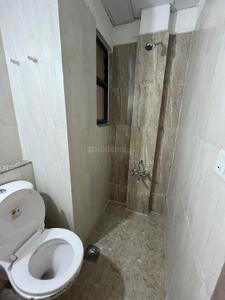 Bathroom Image of 1140 Sq.ft 2 BHK Apartment / Flat for rent in Sushrut Saujanya, Amraiwadi Ahmedabad for Rs. 17500