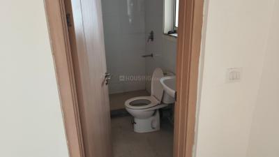 Image of 1800 Sq.ft 3 BHK Apartment / Flat for rent in DLF Express Greens, Manesar, Gurgaon for Rs. 28000