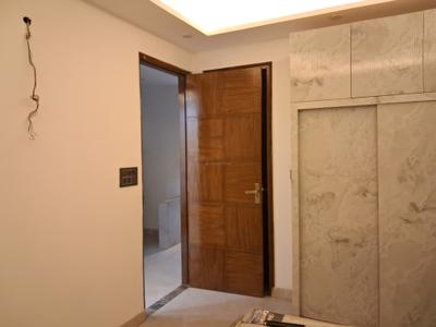 Bedroom Image of 1450 Sq.ft 4 BHK Apartment / Flat for sale in JMD Aashirwad Apartment by JMD Construction, Sector 73 Noida for Rs. 6400000