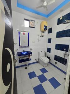 Bathroom Image of 1800 Sq.ft 2.5 BHK Builder Floor for rent in Preet Vihar New Delhi for Rs. 40000