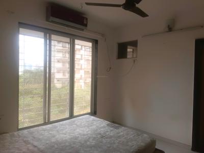 Bedroom Image of 980 Sq.ft 3 BHK Apartment / Flat for rent in Evershine Millennium Paradise, Kandivali East Mumbai for Rs. 70000