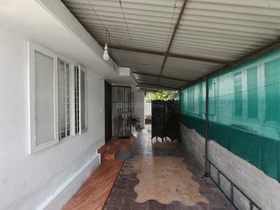 Balcony Image of 650 Sq.ft 2 BHK Independent House for sale in Maradu Kochi for Rs. 3500000