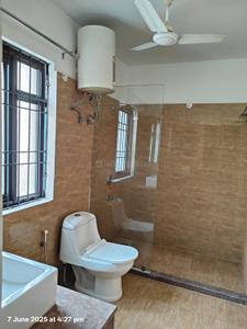 Bathroom Image of 3200 Sq.ft 3 BHK Builder Floor for rent in Sector 15A Noida for Rs. 125000