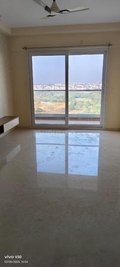 Vaswani Exquisite Main Image 1