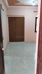 Image of 700 Sq.ft 1 BHK Apartment / Flat for rent in Patparganj, New Delhi for Rs. 24000