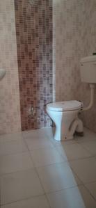 Bathroom Image of 1222 Sq.ft 2 BHK Apartment / Flat for sale in  Sri Mohan Apartment, Kamta Lucknow for Rs. 4700000