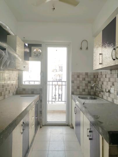 Emaar Palm Gardens Main Image 1