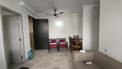 Living Room Image of 630 Sq.ft 1 BHK Apartment / Flat for rent in Hiranandani Lavinia, Thane West Thane for Rs. 40000