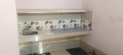 Kitchen Image of 200 Sq.ft 1 BHK Independent House for rent in Baddi Solan for Rs. 4500