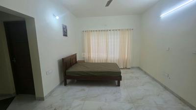 Bedroom Image of 350 Sq.ft 1 RK Independent House for rent in Ernakulam North Kochi for Rs. 17000