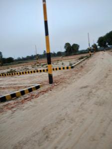 Image of 3600 Sq.ft Residential Plot / Land for sale in Gosainganj, Lucknow for Rs. 2160000