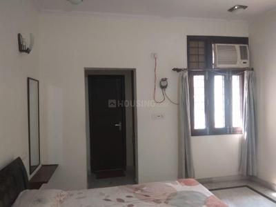 Bedroom Image of 1630 Sq.ft 2 BHK Builder Floor for rent in Sector 40 Noida for Rs. 35000