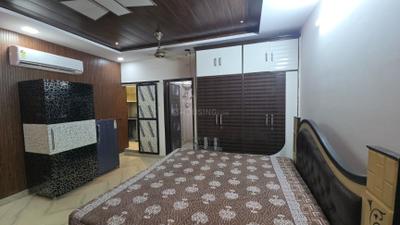 Living Room Image of 400 Sq.ft 1 BHK Apartment / Flat for rent in Pitampura New Delhi for Rs. 23000