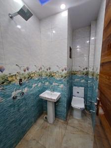 Bathroom Image of 900 Sq.ft 3 BHK Builder Floor for sale in Uttam Nagar New Delhi for Rs. 4300000