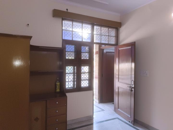 Mukherjee Nagar Bedroom One 1
