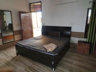Bedroom Image of 350 Sq.ft 1 RK Independent House for rent in Delta II Greater Noida for Rs. 18000