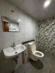 Bathroom Image of 1719 Sq.ft 3 BHK Apartment / Flat for sale in Vishnu Priya Parimala Riviera, Whitefield Bengaluru for Rs. 22500000