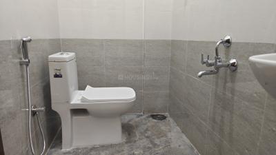 Bathroom Image of 520 Sq.ft 1 BHK Builder Floor for rent in Hongasandra Bengaluru for Rs. 16000
