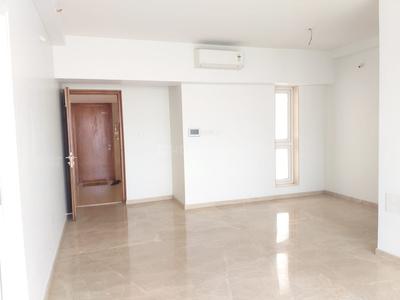 Hall Image of 1200 Sq.ft 3 BHK Apartment / Flat for rent in Godrej The Trees, Vikhroli East Mumbai for Rs. 175000